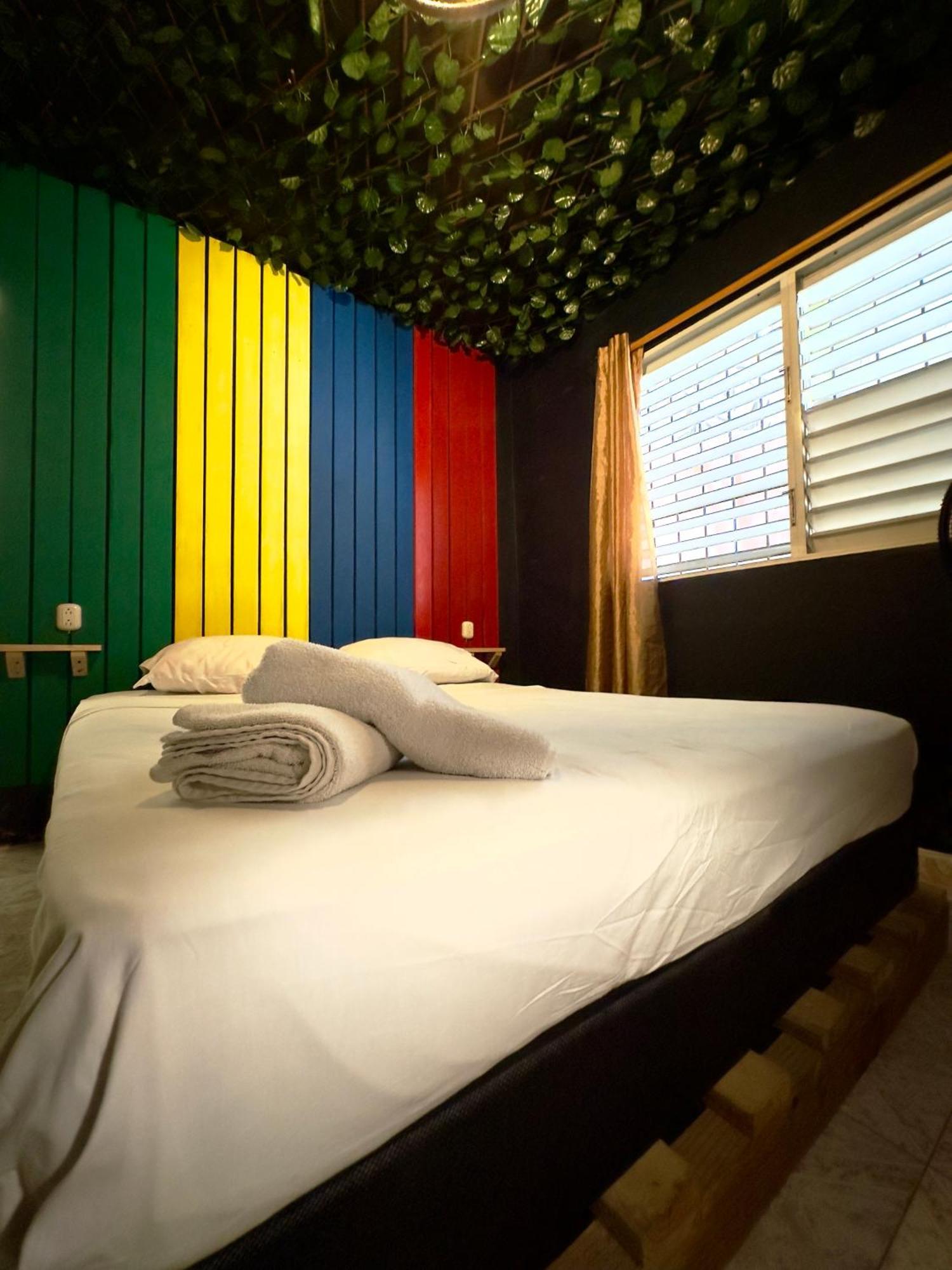 Hostel Watermelon House Samana Exteriör bild